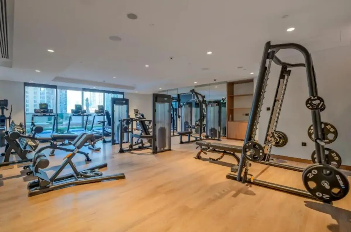 Luxurious 4Br In Act 1 Act 2 With Burj Khalifa View Apartment Dubai