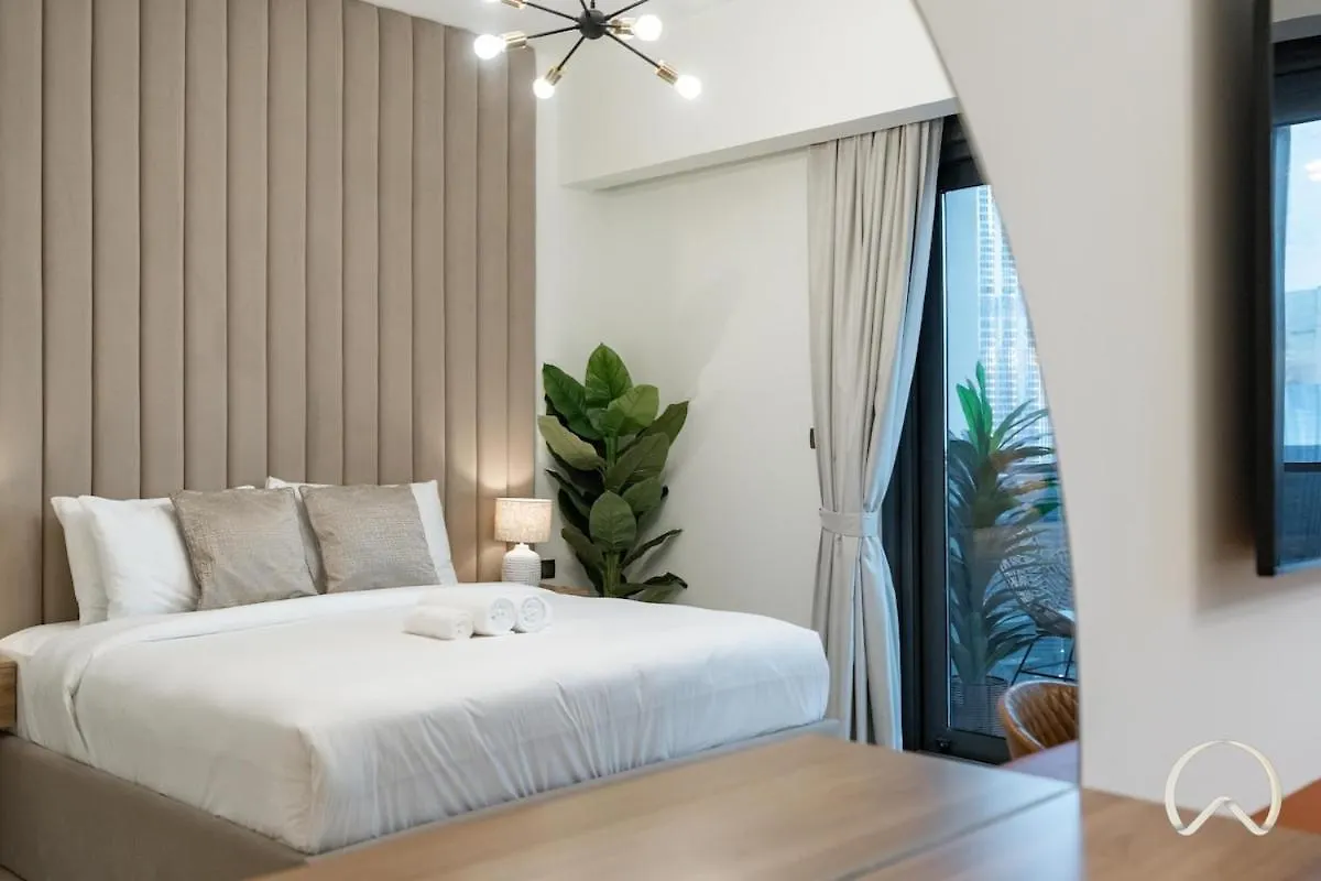 Luxurious 4Br In Act 1 Act 2 With Burj Khalifa View Apartment Dubai 0*,